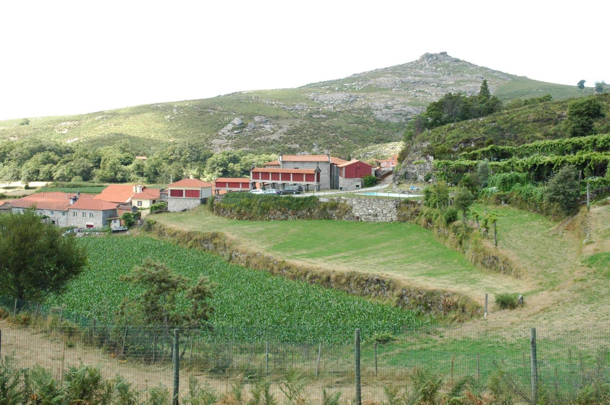 Casa De Campo Monte Abades 特拉什杜博鲁 外观 照片
